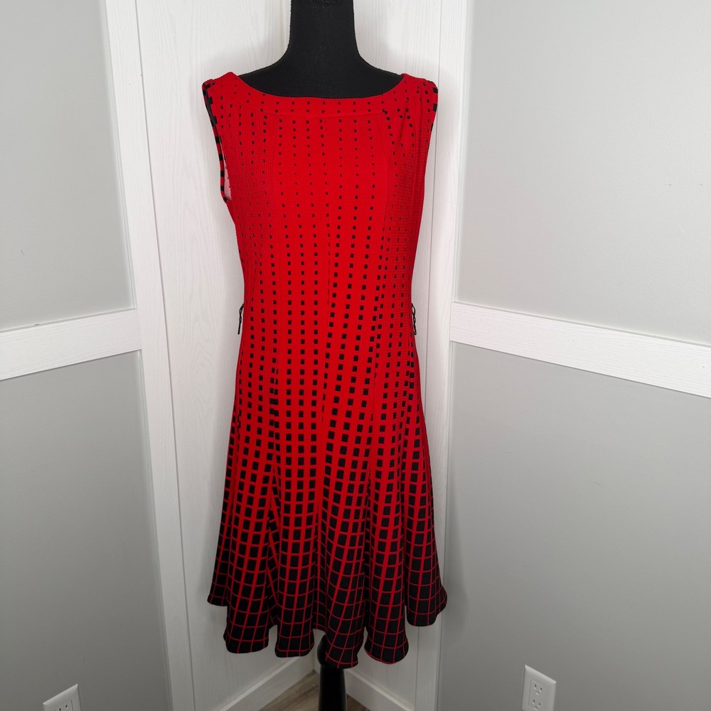 Haani Dress Womens Medium Red Black Geometric Sleeveless Fit Flare 11931-23600